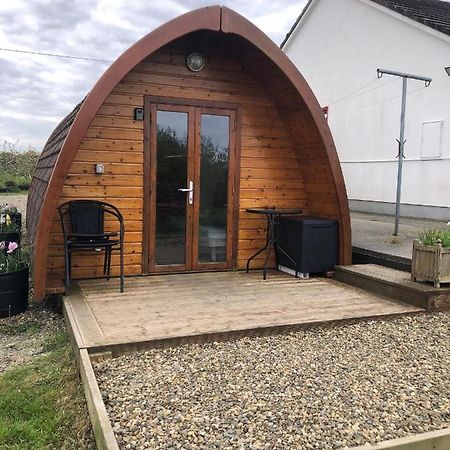 The Rainbow Pod Villa Милтаун Малбей Екстериор снимка