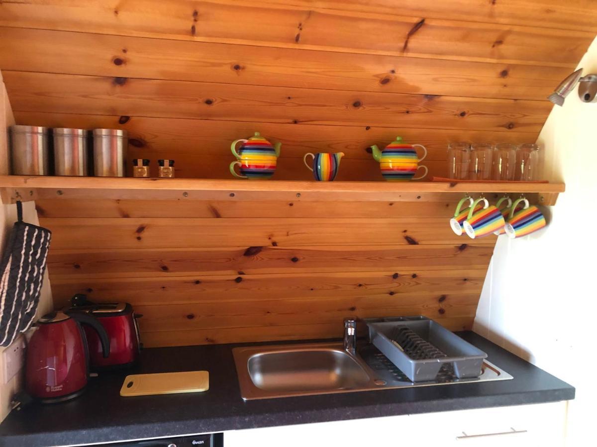 The Rainbow Pod Villa Милтаун Малбей Екстериор снимка