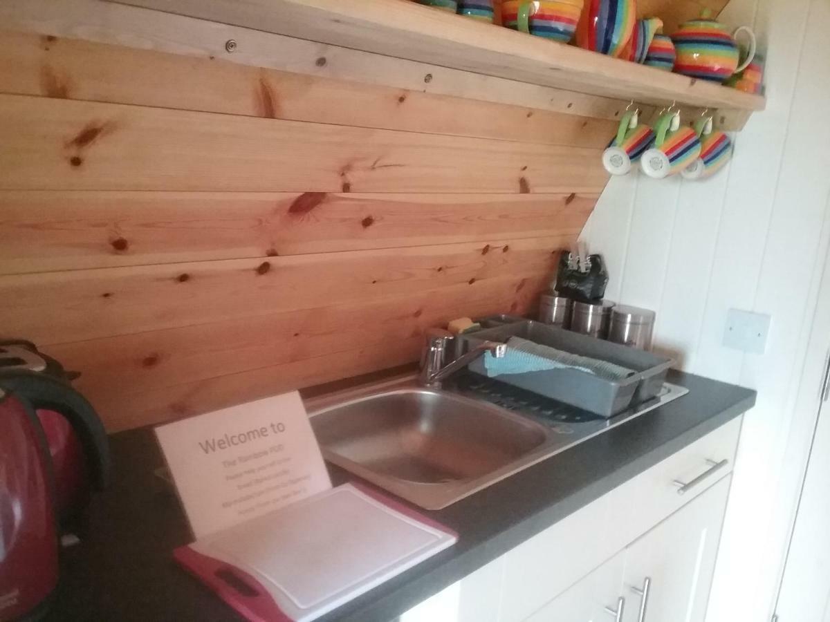 The Rainbow Pod Villa Милтаун Малбей Екстериор снимка