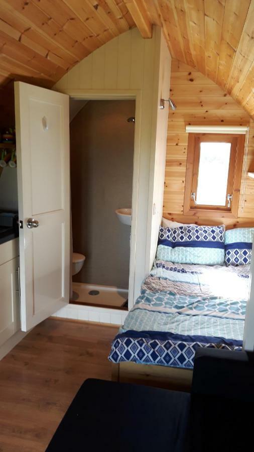 The Rainbow Pod Villa Милтаун Малбей Екстериор снимка