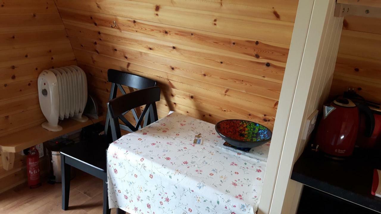 The Rainbow Pod Villa Милтаун Малбей Екстериор снимка