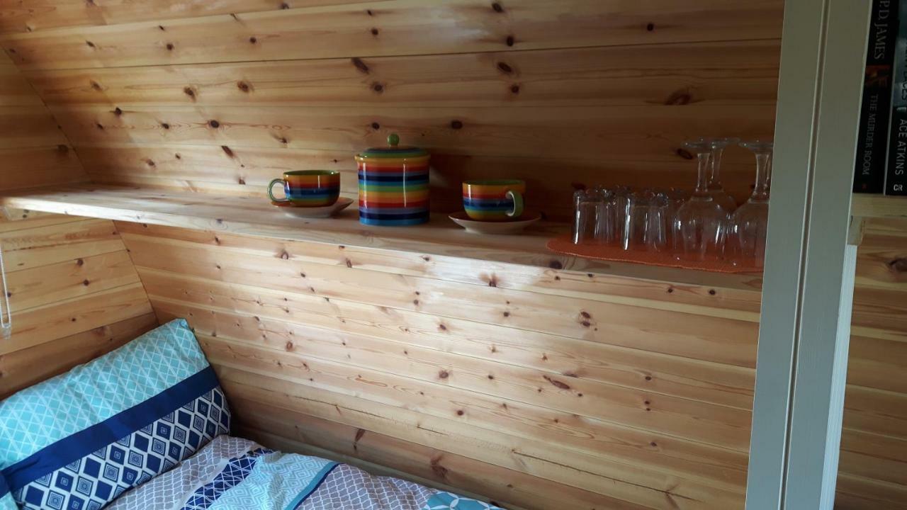 The Rainbow Pod Villa Милтаун Малбей Екстериор снимка